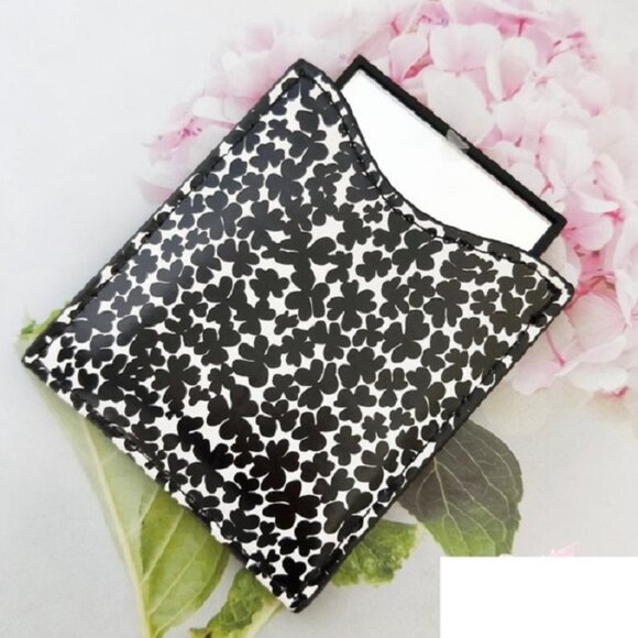 2 Givenchy Gifts NEW - Purse Mirror and Credit Card Holder - Picture 4 of 9